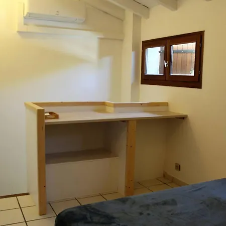Villa T2 Climatise A 2 Minutes De La Du Pont Tournant - 4branb *